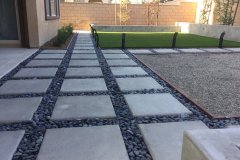 4x2-gray-broom-finished-concrete-with-Mexican-pebble-beach-1-1-222-artificial-turf-solid-concrete-retaining-wall-with-smooth-Finished